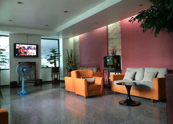 14 Bangkapi Hotel Bangkok