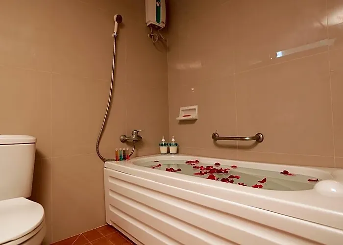 14 Bangkapi Hotel